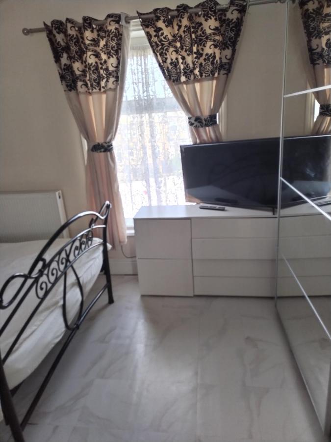 Balfour Street Homestay